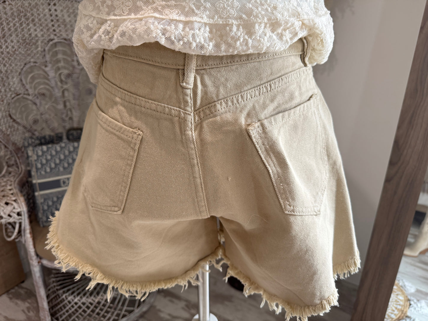 SHORT EN JEAN BEIGE "NOMADE"
