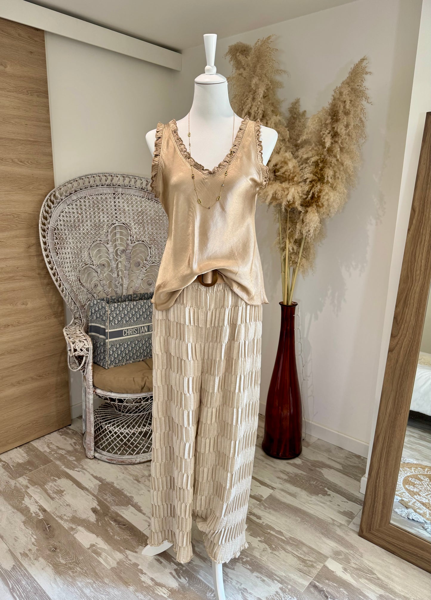 PANTALON FLUIDE GAUFRE "SANDY" AVEC CEINTURE BEIGE ANNEAU DE BOIS