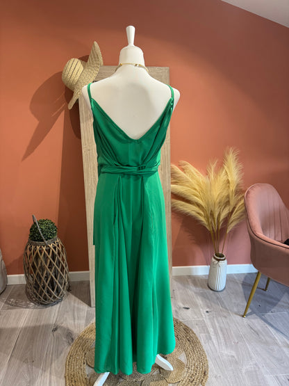 ROBE LONGUE "SISSI VERTE" A POCHES, CEINTURE ET DOS EN V