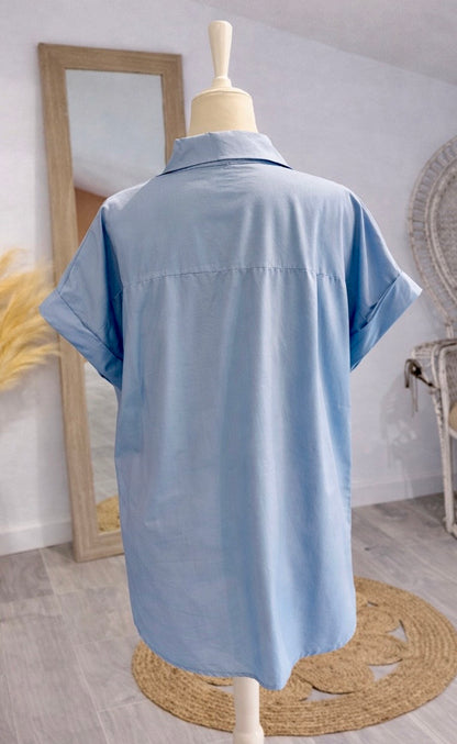 CHEMISE BLEUE OVERSIZE « MAJOLI » MANCHES COURTES ET BROCHES ÉTOILE DE MER