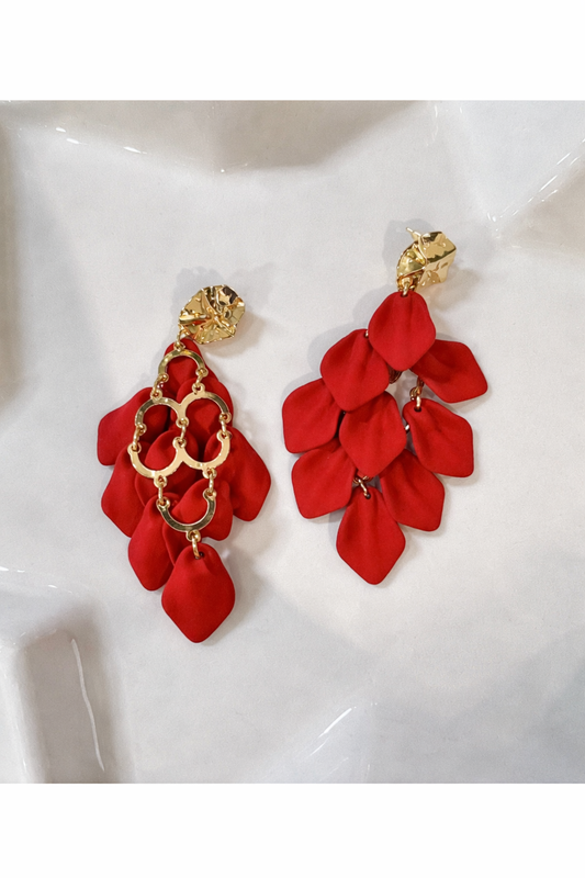 Boucles d oreilles PETALES ROUGES