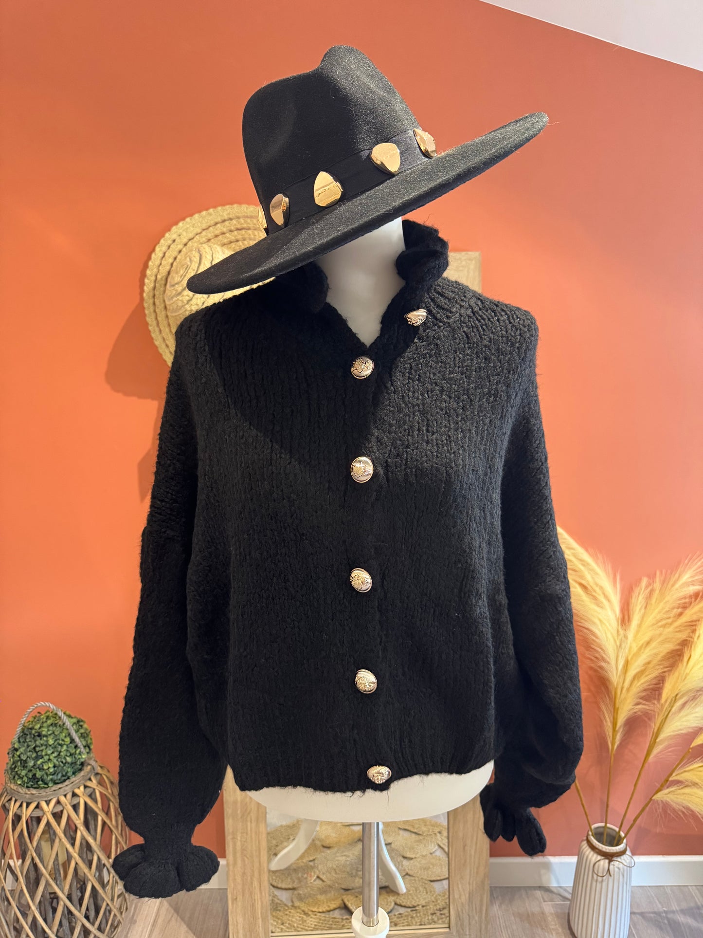 GILET BOUTONNE FLEUFY NOIR