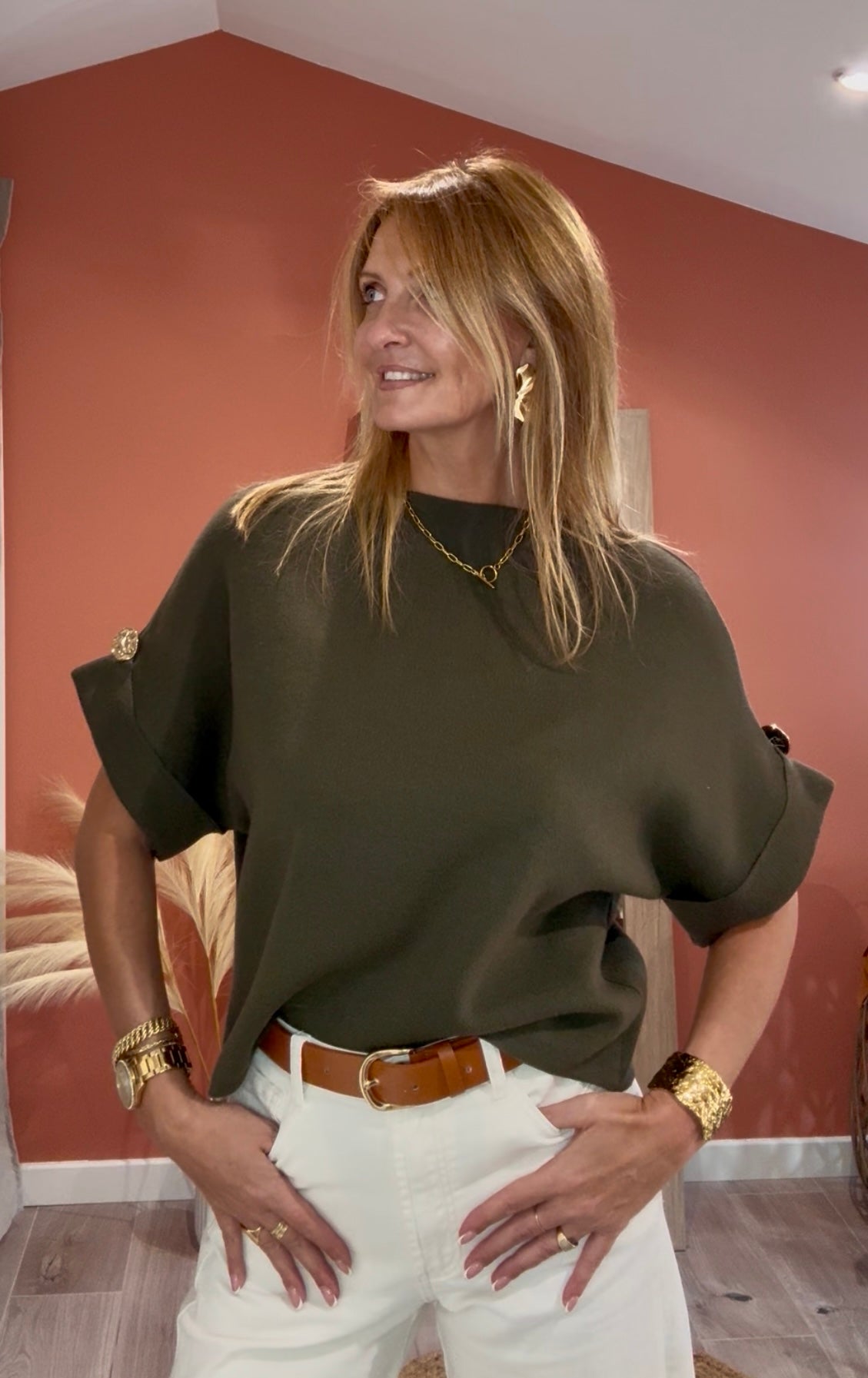 PULL BOUTON MARTELÉ KAKI