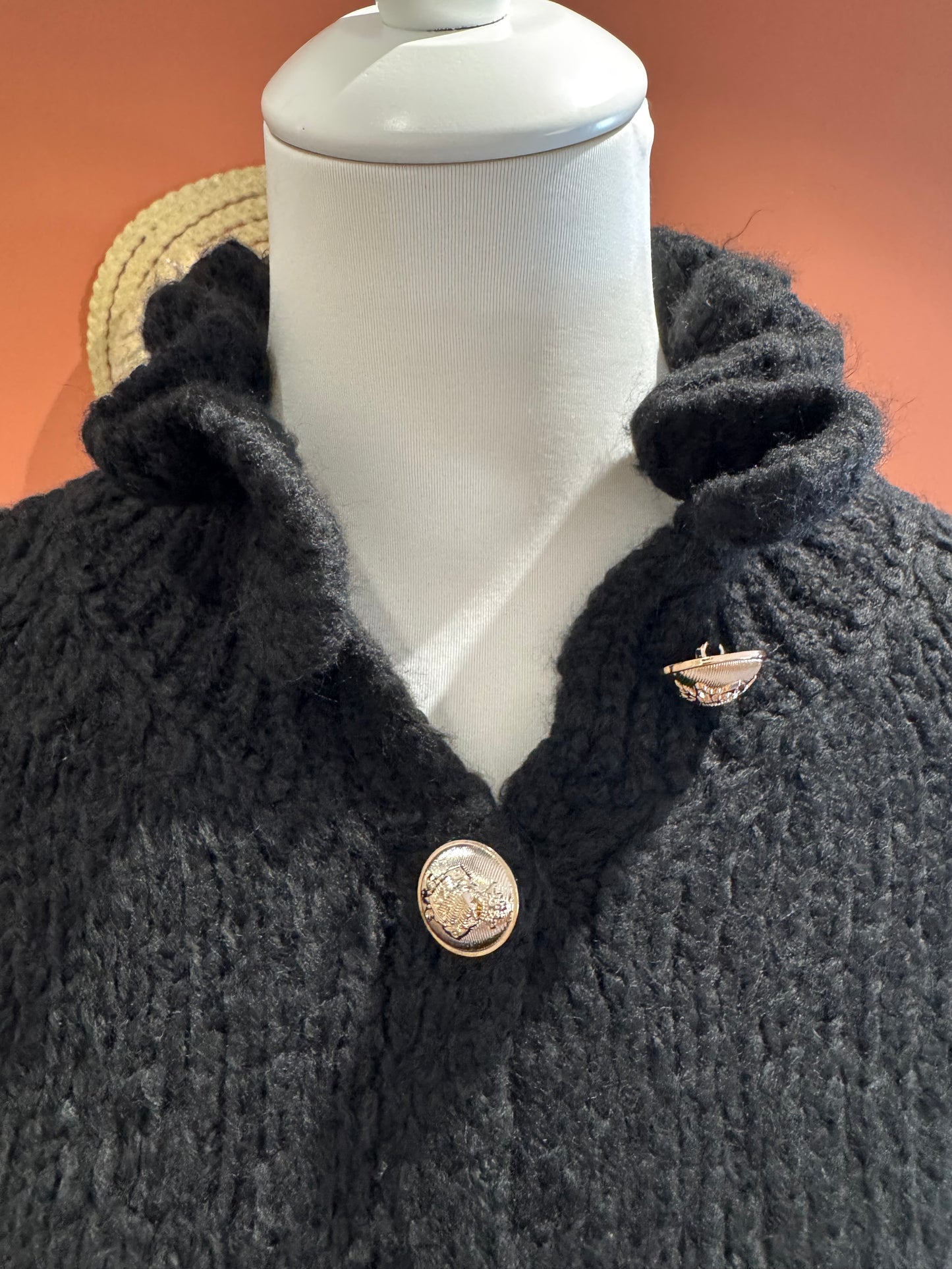 GILET BOUTONNE FLEUFY NOIR