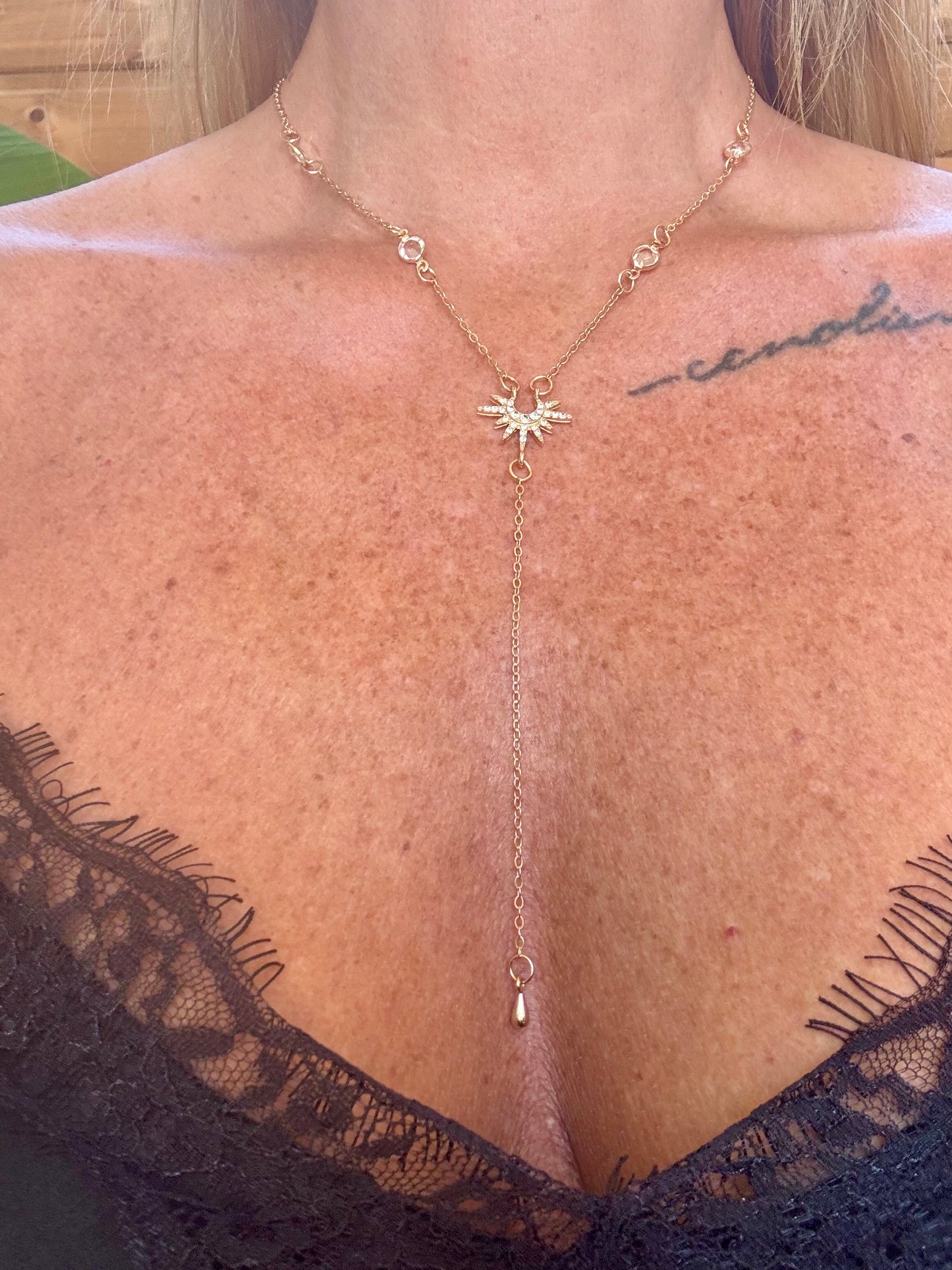 COLLIER EN Y « DIAMS » EN PLAQUE OR