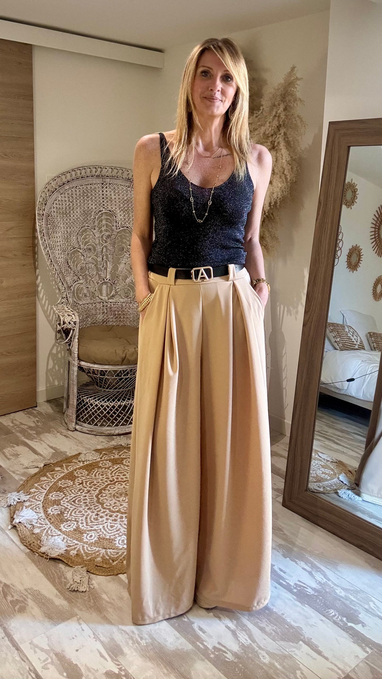PANTALON "DARLING LEOPARD" FLUIDE AVEC CEINTURE NOIRE A BOUCLE DOREE
