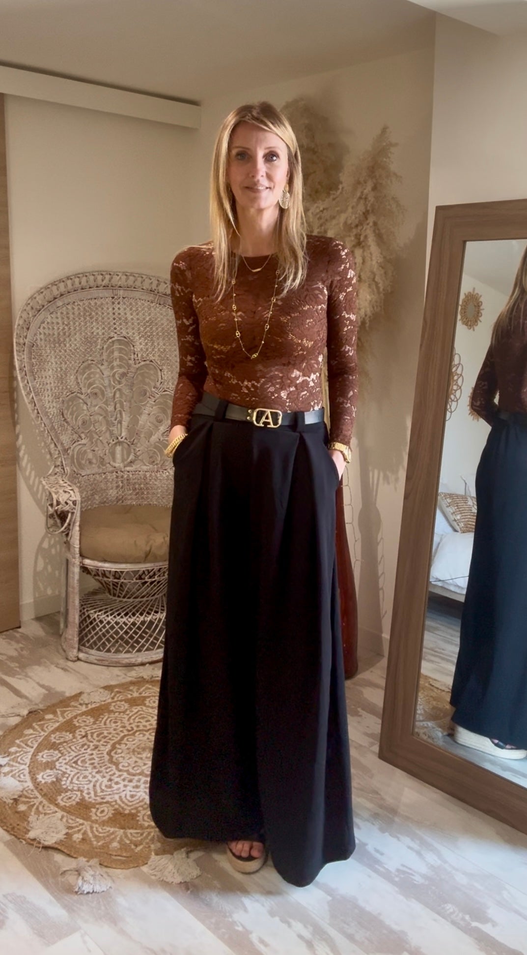 PANTALON "DARLING LEOPARD" FLUIDE AVEC CEINTURE NOIRE A BOUCLE DOREE
