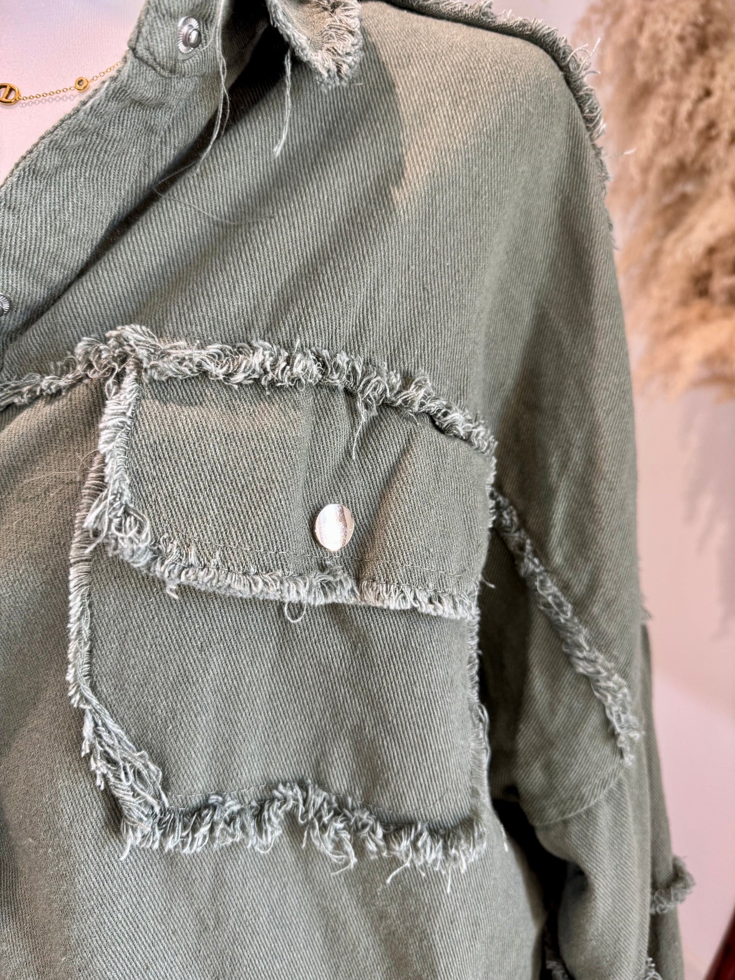 CHEMISE "POCAHONTAS" EN JEAN KAKI EFFILOCHÉE DOS INDIEN