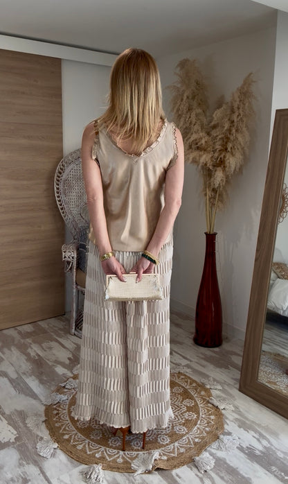 PANTALON FLUIDE GAUFRE "SANDY" AVEC CEINTURE BEIGE ANNEAU DE BOIS